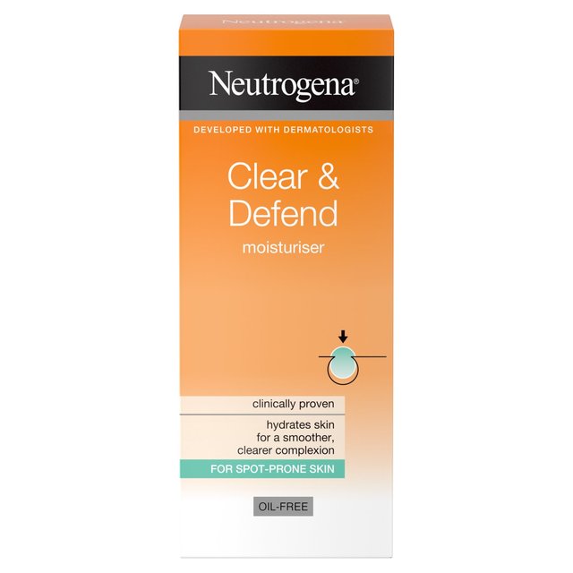 Special Offer - Neutrogena Clear & Defend Oil Free Moisturiser 50ml