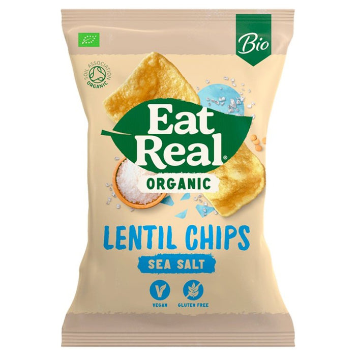 Come chips salado de lentejas orgánicas reales compartiendo bolsa 100g